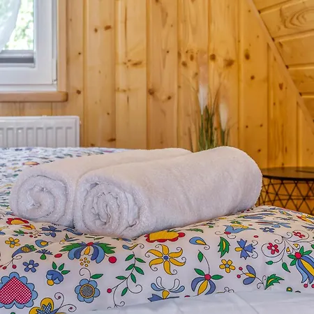 Kaszubska Kryjowka - Komfortowy 8 Osobowy W Sercu Kaszub - Jacuzzi, Sauna, Rowerek Wodny, Jezioro, Las, Salon Gier! Holiday home