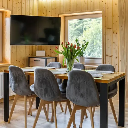 Hébergement de vacances Kaszubska Kryjowka - Komfortowy 8 Osobowy W Sercu Kaszub - Jacuzzi, Sauna, Rowerek Wodny, Jezioro, Las, Salon Gier! *