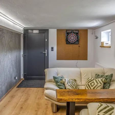 Hébergement de vacances Kaszubska Kryjowka - Komfortowy 8 Osobowy W Sercu Kaszub - Jacuzzi, Sauna, Rowerek Wodny, Jezioro, Las, Salon Gier!