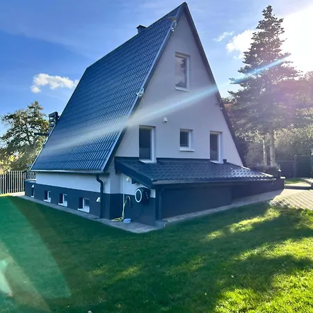 Hébergement de vacances Kaszubska Kryjowka - Komfortowy 8 Osobowy W Sercu Kaszub - Jacuzzi, Sauna, Rowerek Wodny, Jezioro, Las, Salon Gier! *