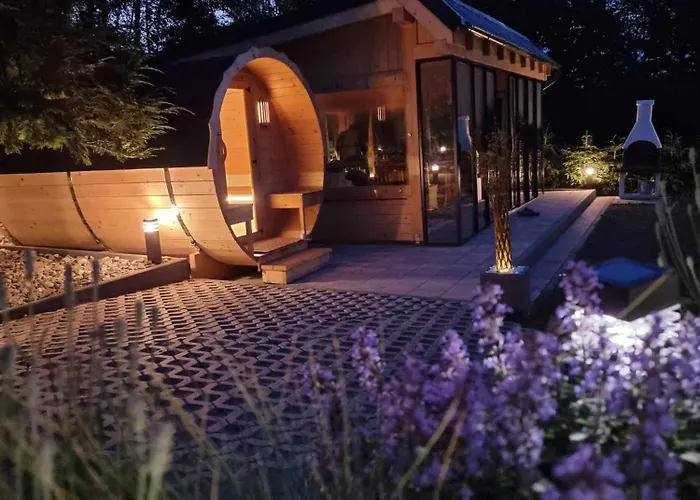 Kaszubska Kryjowka - Komfortowy 8 Osobowy W Sercu Kaszub - Jacuzzi, Sauna, Rowerek Wodny, Jezioro, Las, Salon Gier! Σπίτι διακοπών Sulęczyno