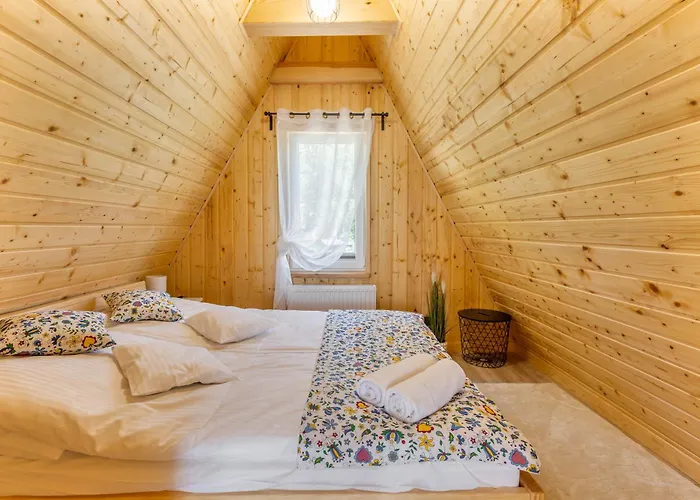 Kaszubska Kryjowka - Komfortowy 8 Osobowy W Sercu Kaszub - Jacuzzi, Sauna, Rowerek Wodny, Jezioro, Las, Salon Gier!