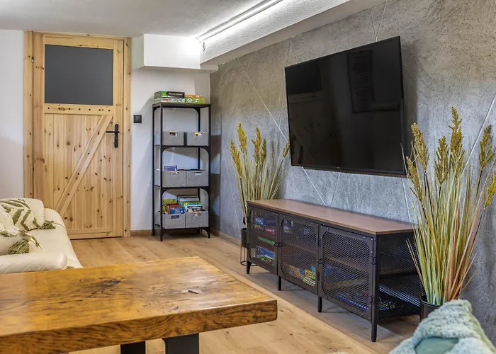 Kaszubska Kryjowka - Komfortowy 8 Osobowy W Sercu Kaszub - Jacuzzi, Sauna, Rowerek Wodny, Jezioro, Las, Salon Gier!